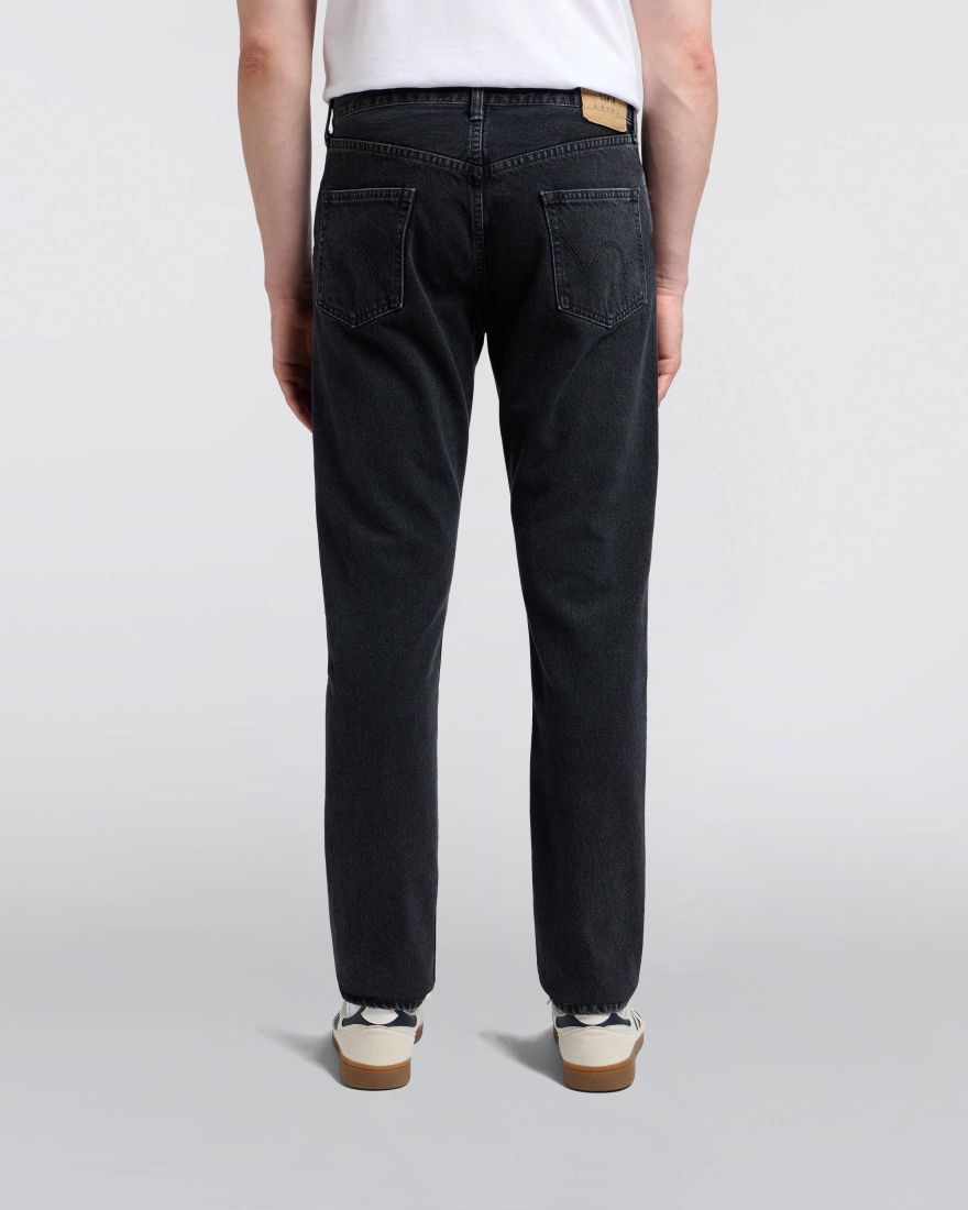 Slim Tapered Jeans fw25
