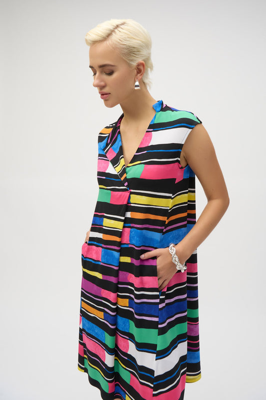 252171 Abito a trapezio in maglia effetto seta con stampa a righe