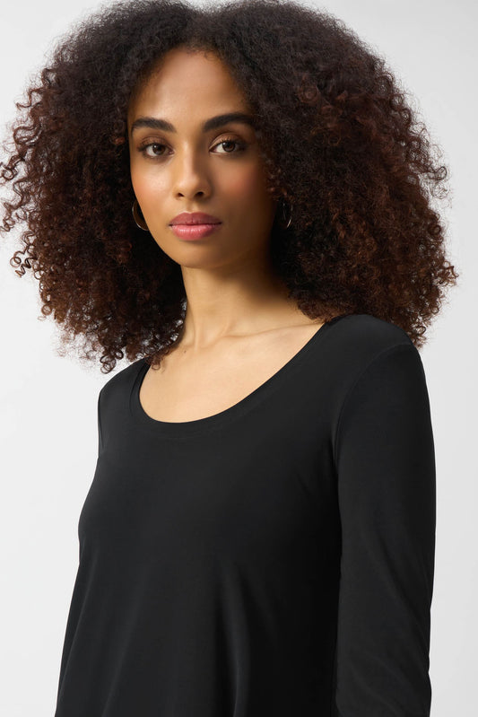 251969 Tunica svasata in maglia effetto seta