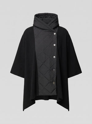 263627 Giacca poncho trapuntata in maglia
