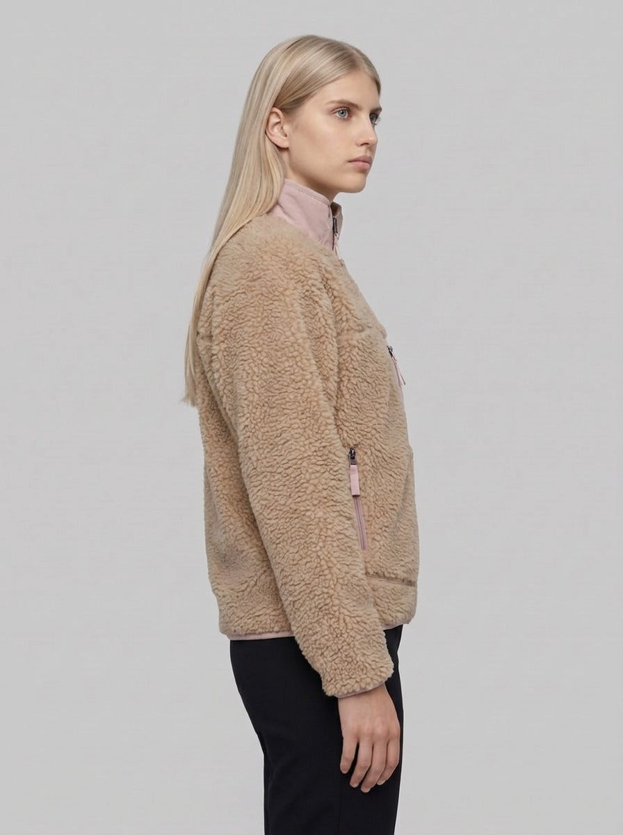 W's Classic Retro-X Jkt - Giacche & Cappotti - Patagonia - ORTN - Oar Tan - side