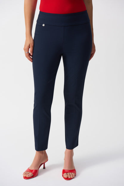 251256 Cropped pull-on trousers in textured jacquard