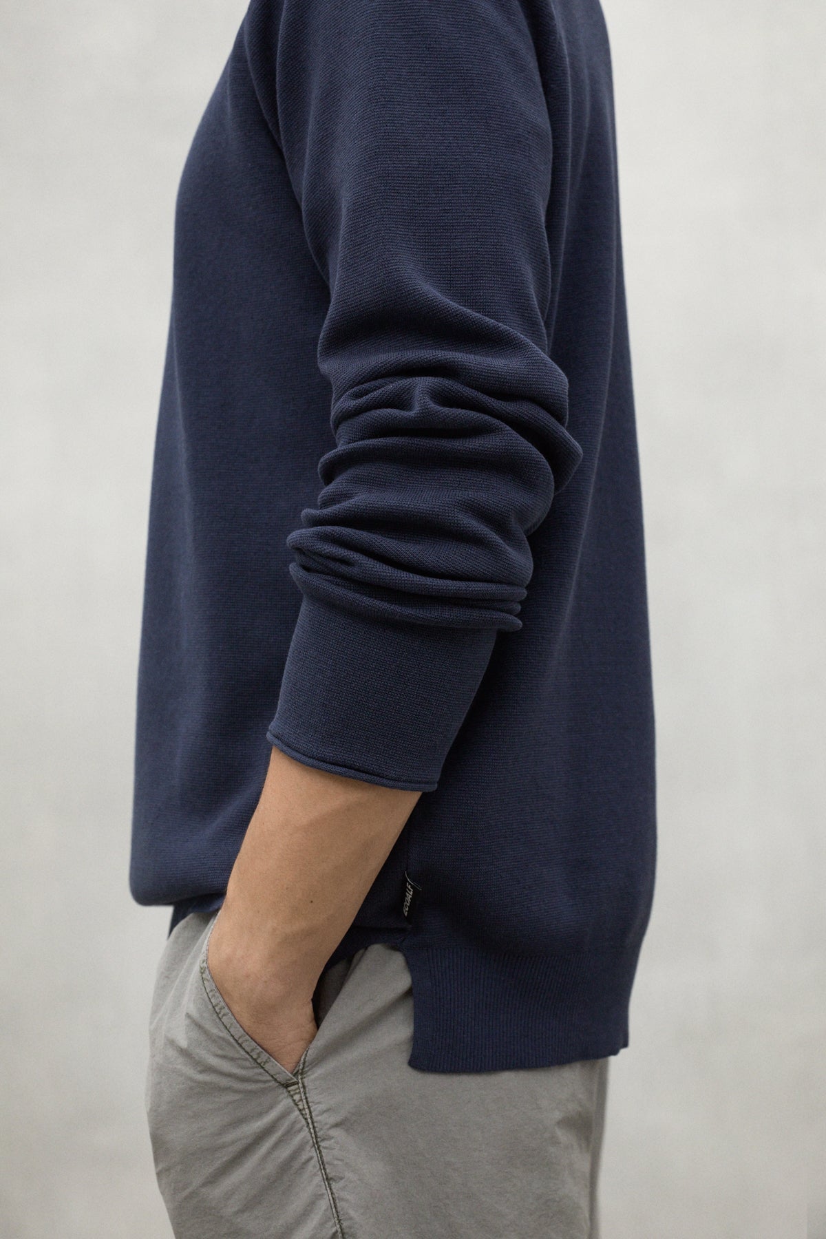 Yulanalf Knit Man