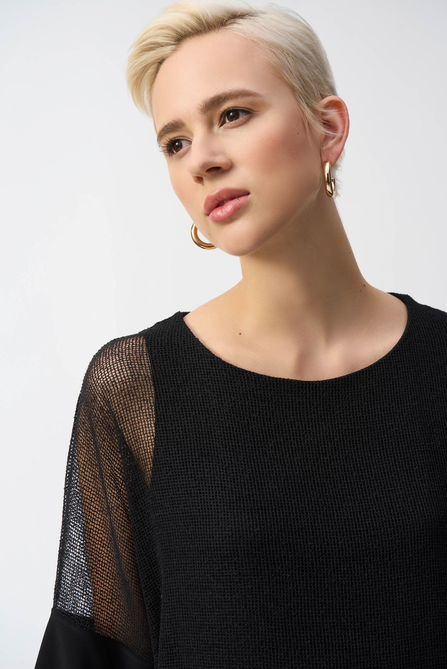 251092 Top cocoon in tulle e maglia effetto seta