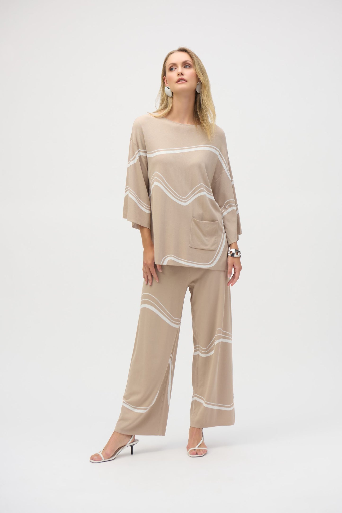 252932 Pullover in maglia jacquard astratto