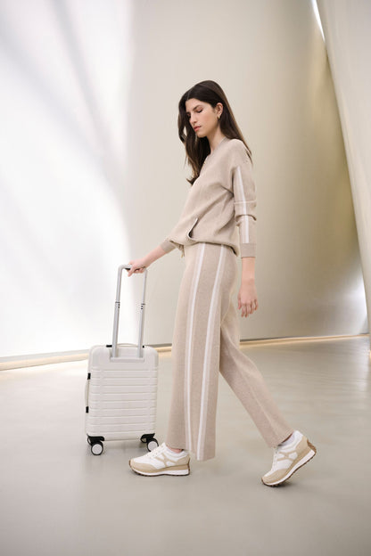 264613 Pantaloni a gamba larga in maglia a righe