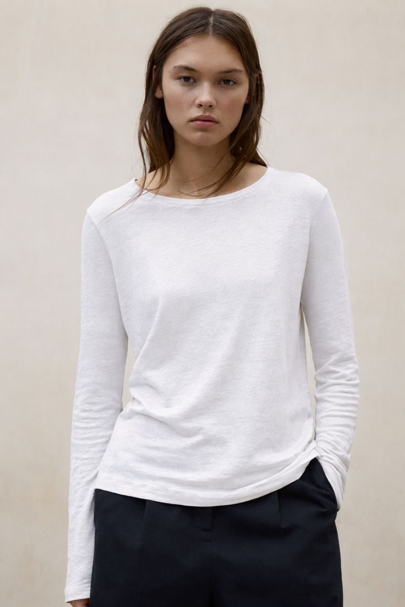 WHITE 000