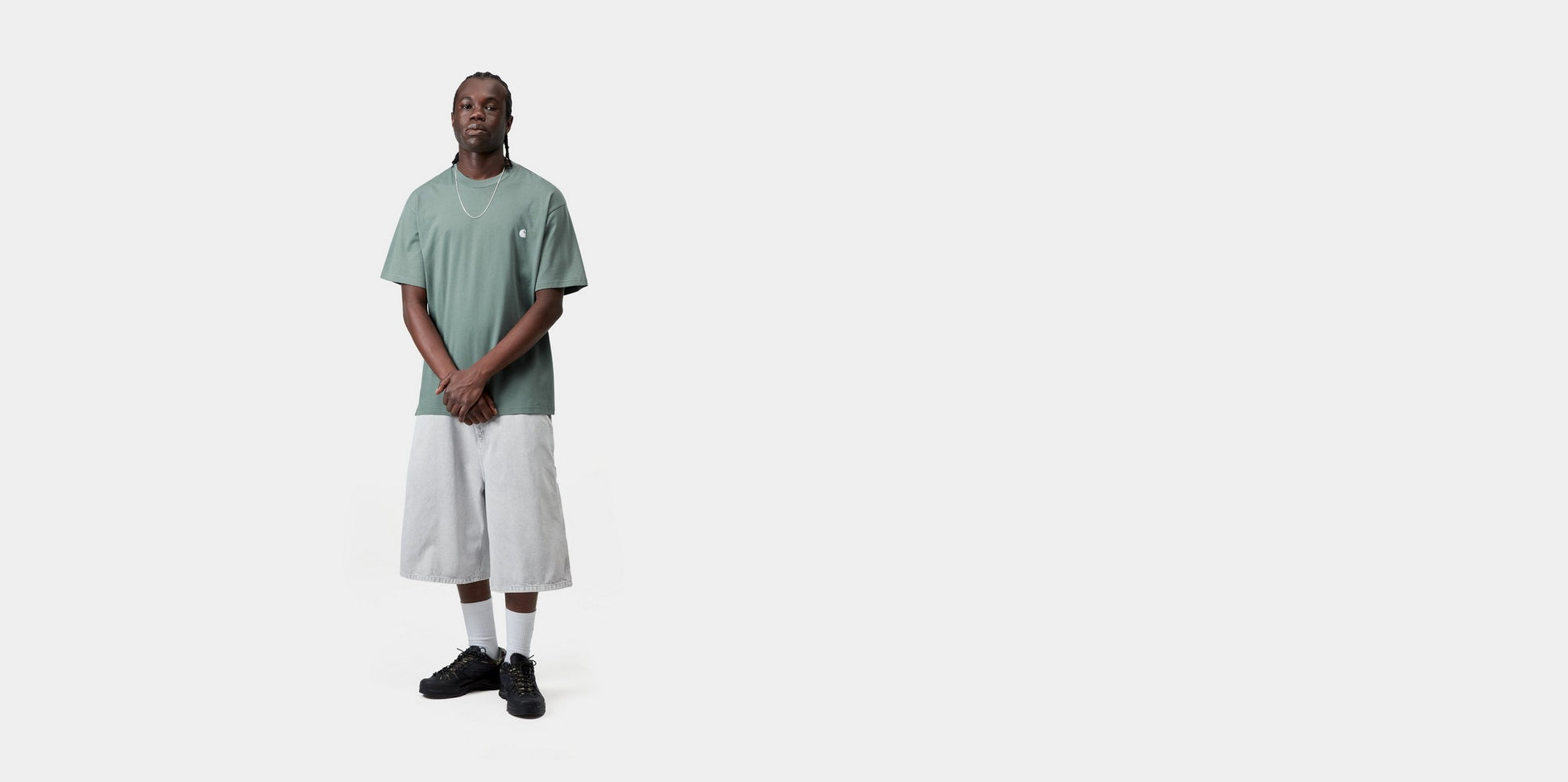 Velvet Green / White