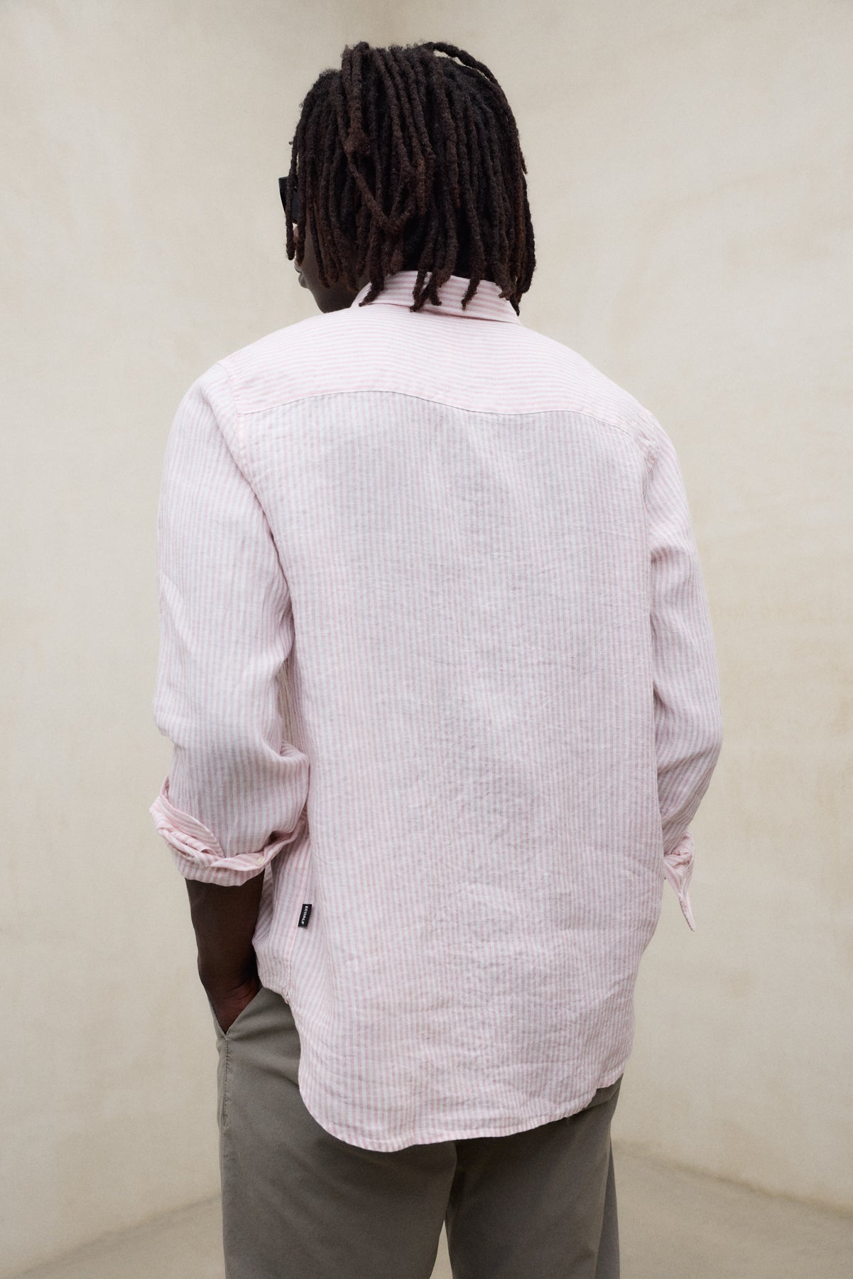 WHITE / LIGHT PINK 174