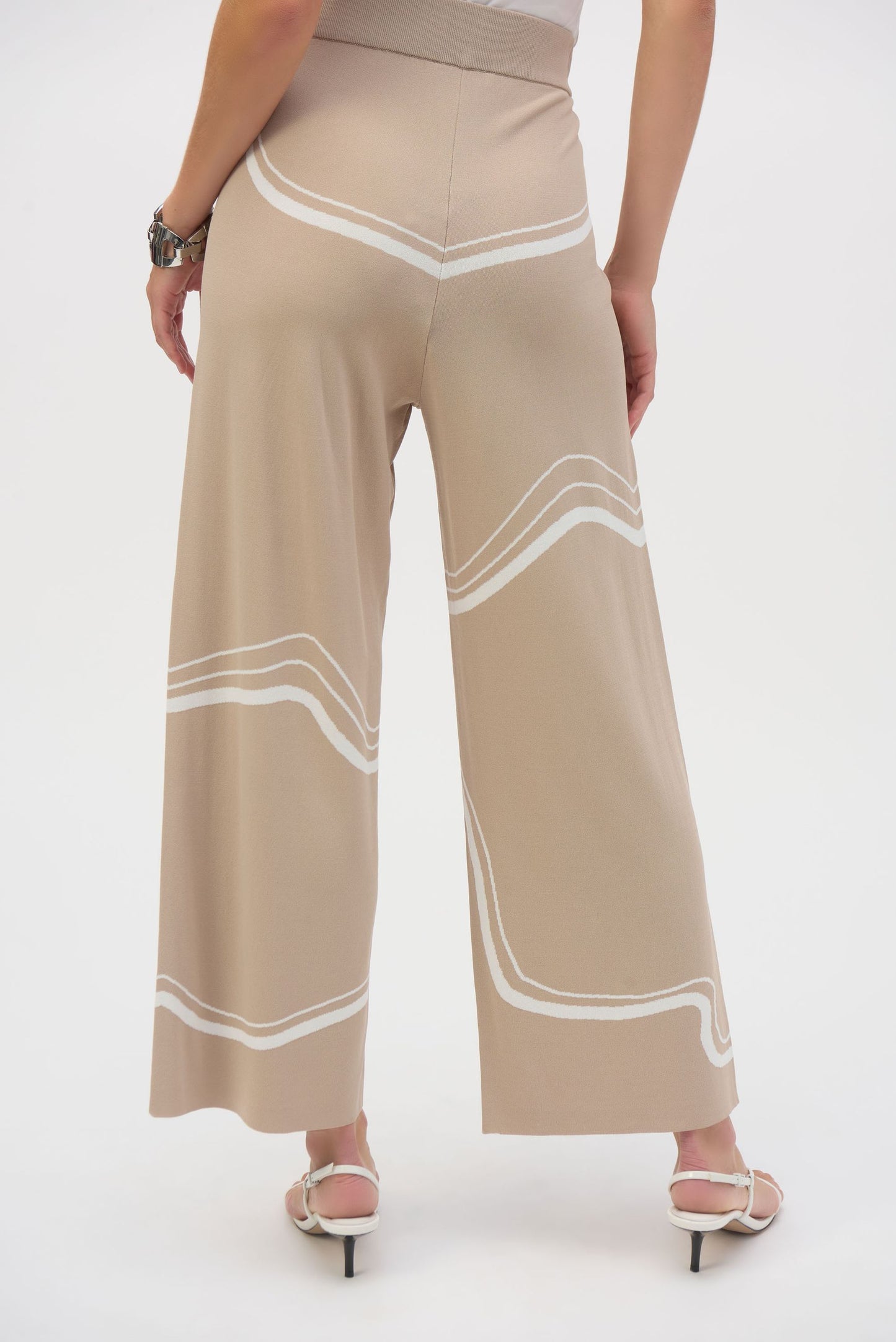 252931 Pantaloni culotte in maglia jacquard con stampa astratta