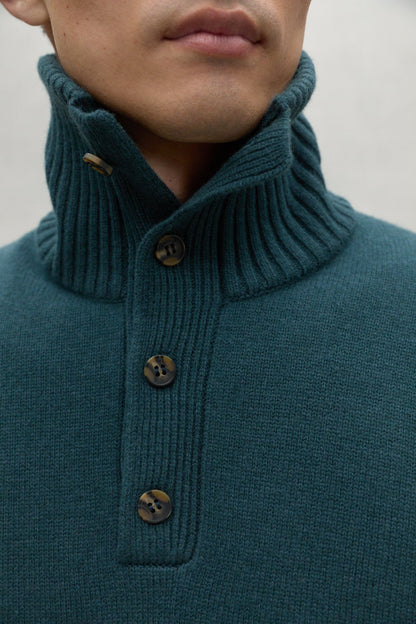 Idesiaalf Knit Man