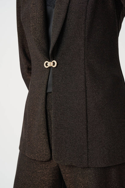 263736 Signature | Blazer aderente in maglia scintillante con colletto sciallato