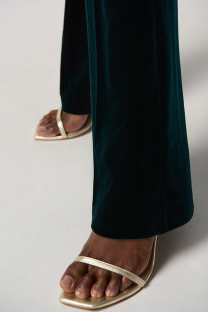 234289 Pull-on flared velvet pants